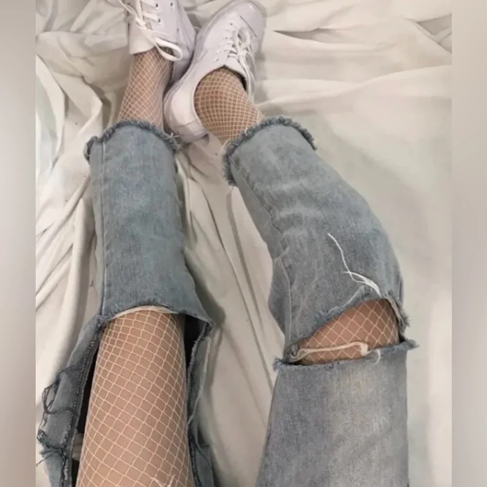 $6 Add-On 🆕White Fishnets - Picture 3 of 14